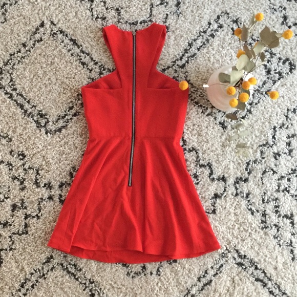 💋NBD•RED•Dress💋 - Picture 4 of 7